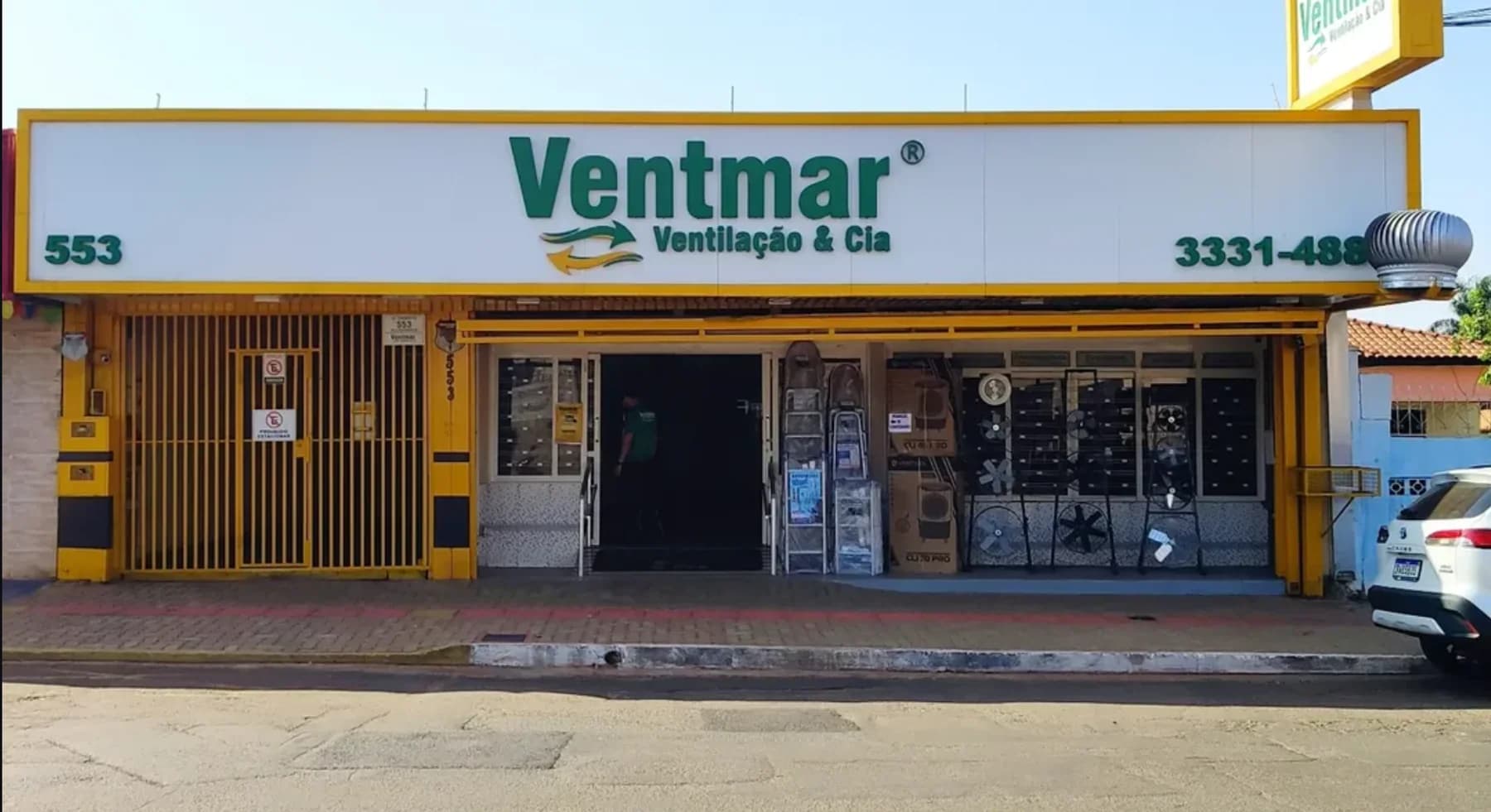 Fachada principal da loja Ventmar em Campo Grande