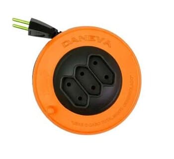 Extensăo Elétrica 3Tomadas 2x0,75mm 5Metros Enrolável cor Preta - Cordăo Paralelo c/Pino Plug Macho 10A 2 Pinos 10A x 3Tomadas